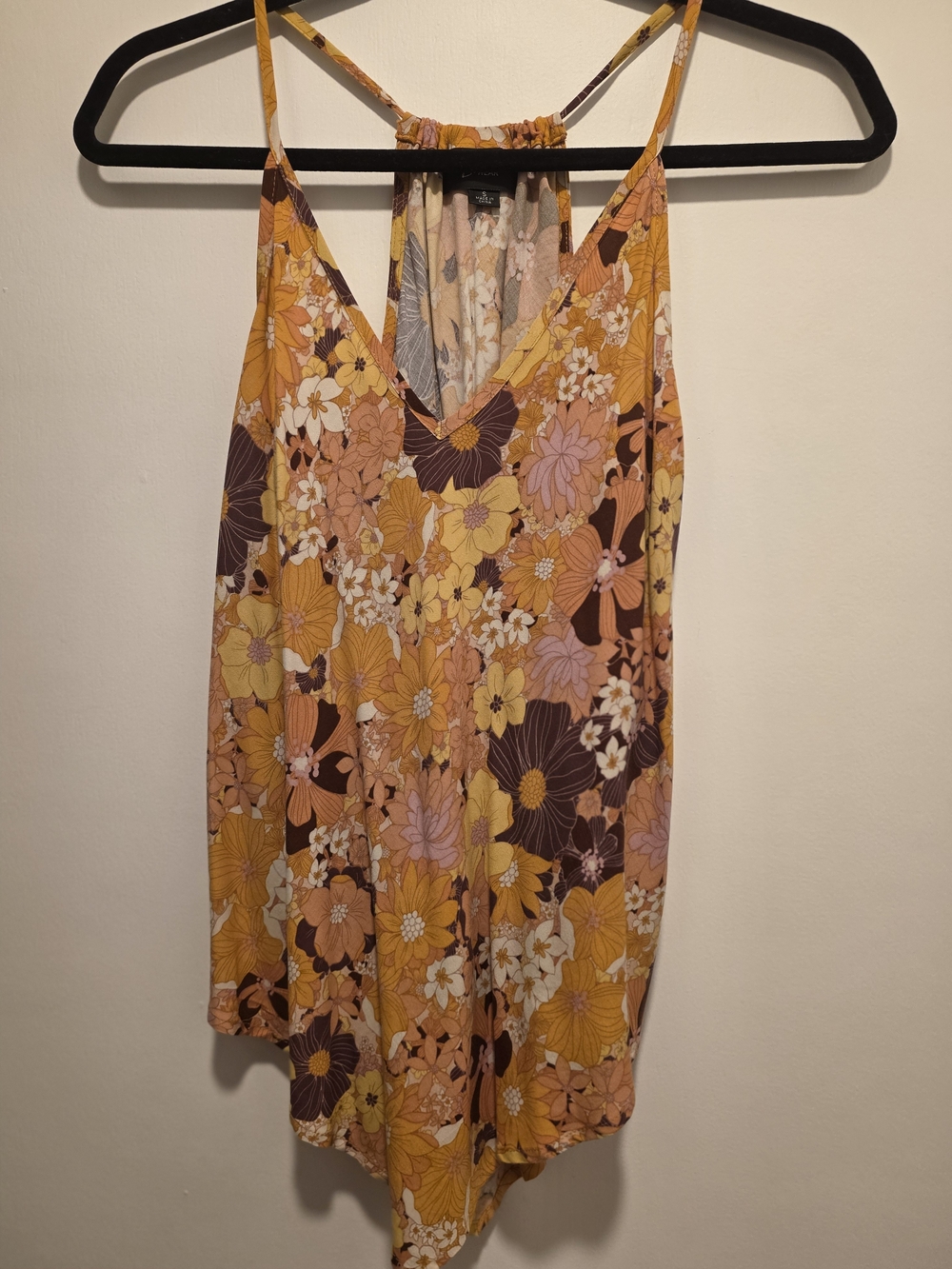 Bwear Yellow Multi Floral V-Neck Spaghetti Strap Camisole Top. Sz Small